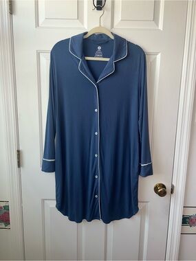 Kindred Bravely nightshirt